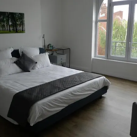 Guest house Le 90 *