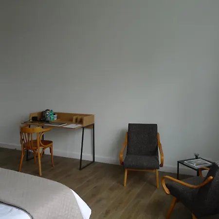 Le 90 Guest house